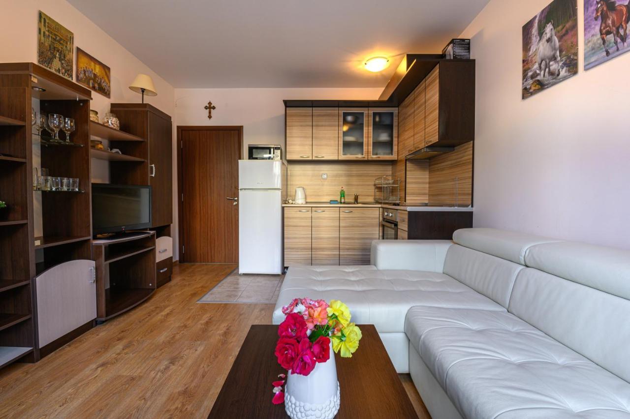 Apollon Apartments เนเซบาร์ ภายนอก รูปภาพ