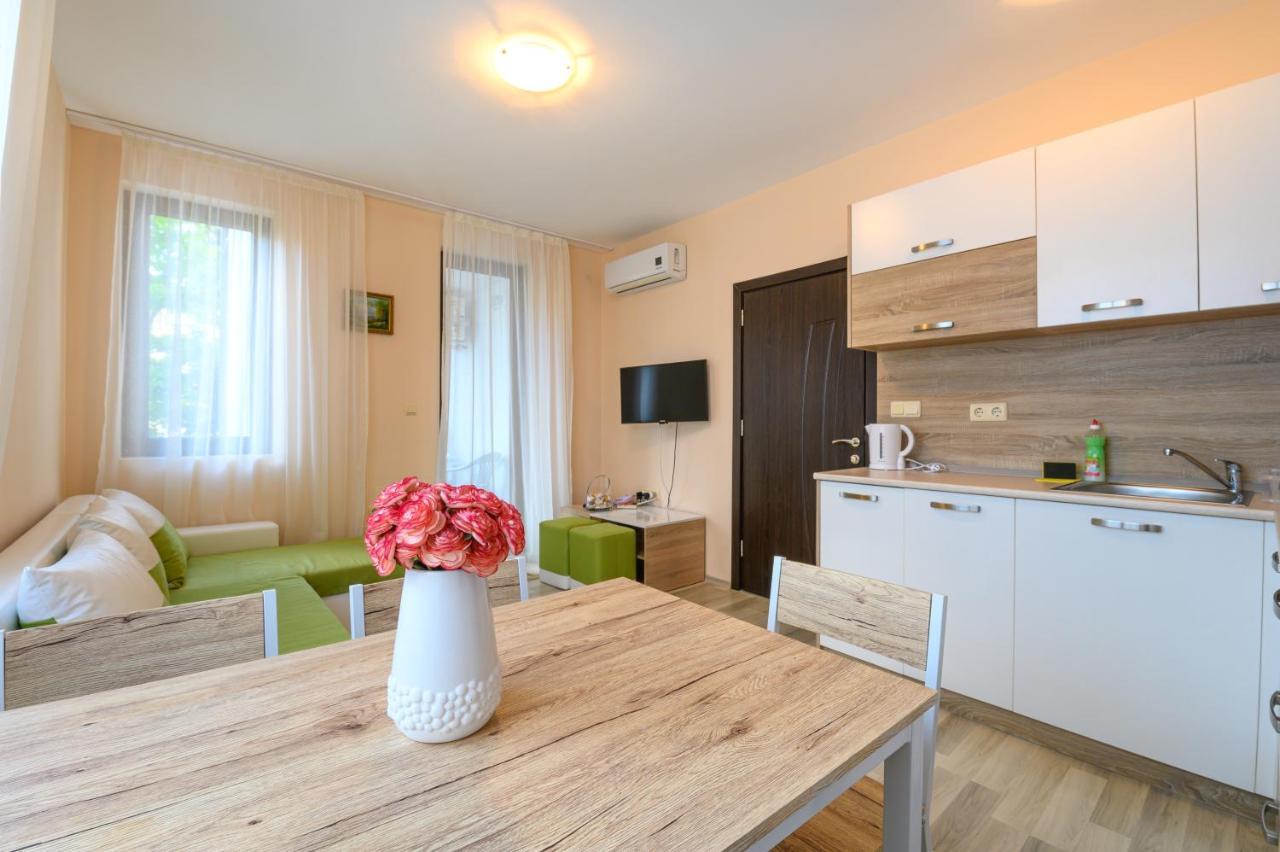 Apollon Apartments เนเซบาร์ ภายนอก รูปภาพ